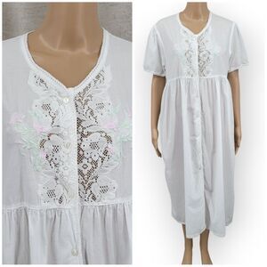 Erika Taylor White Cotton Embroidered Lace Button Up Nightgown Pajama Dress